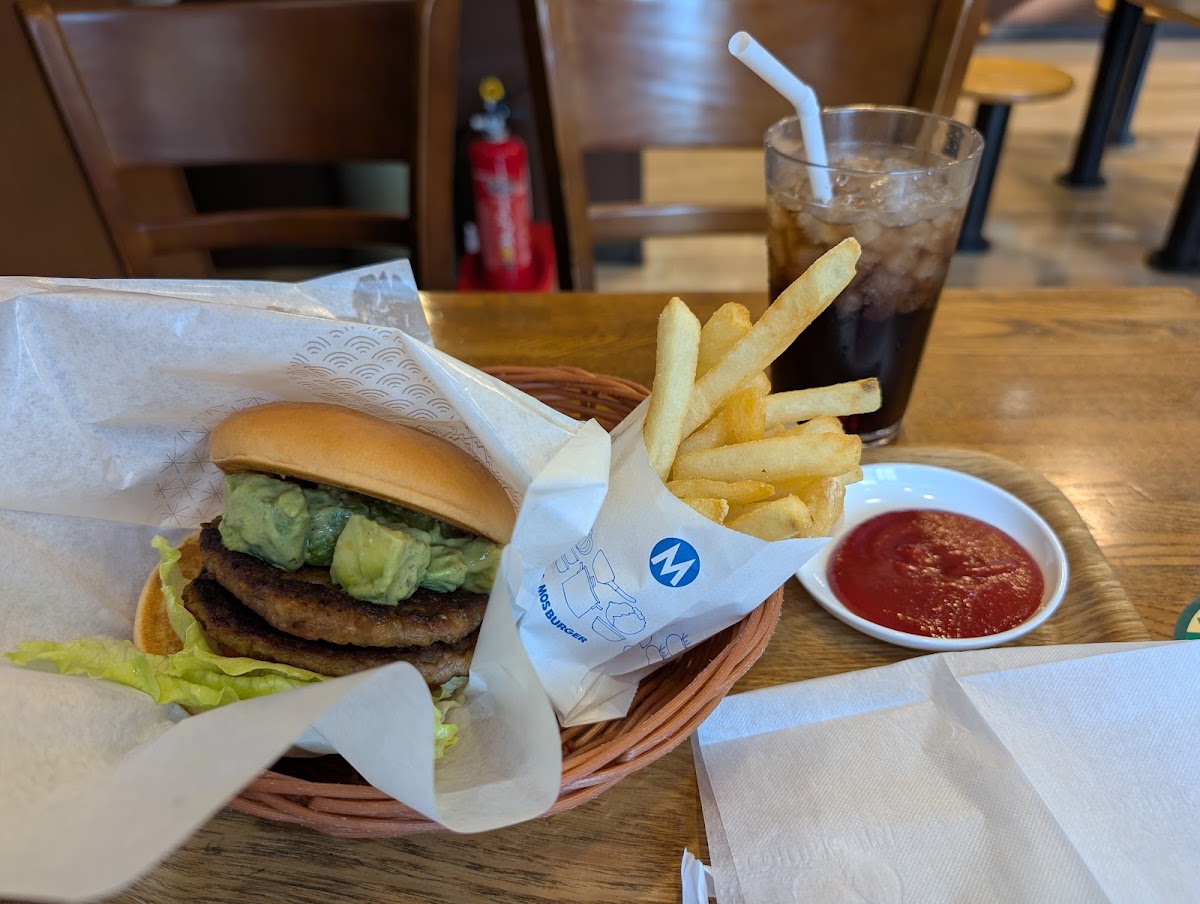 Mos Burger Yamato Photos 2